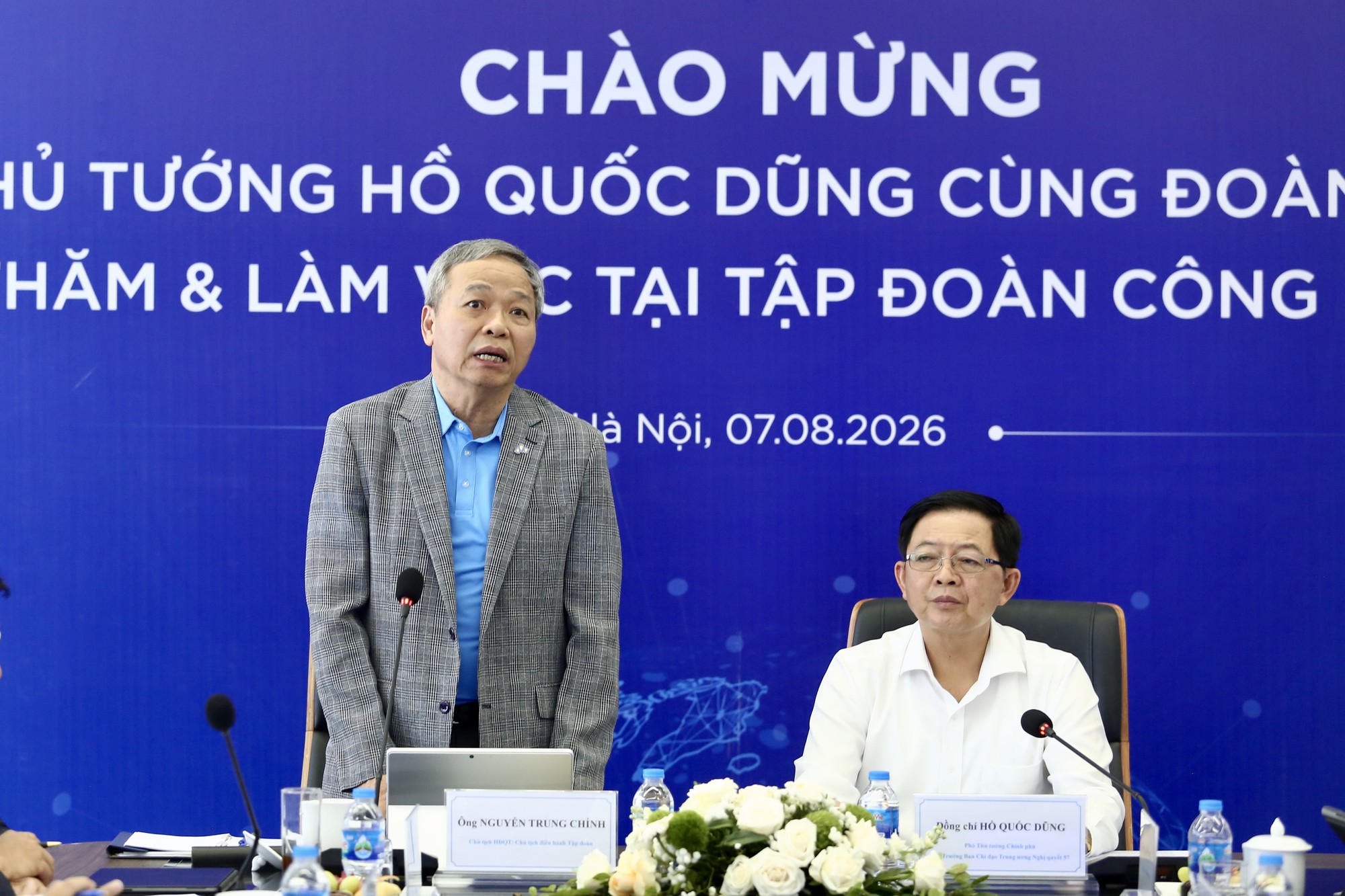 Muốn l&agrave;m chủ c&ocirc;ng nghệ chiến lược, phải biến ch&iacute;nh s&aacute;ch th&agrave;nh sản phẩm- Ảnh 2.