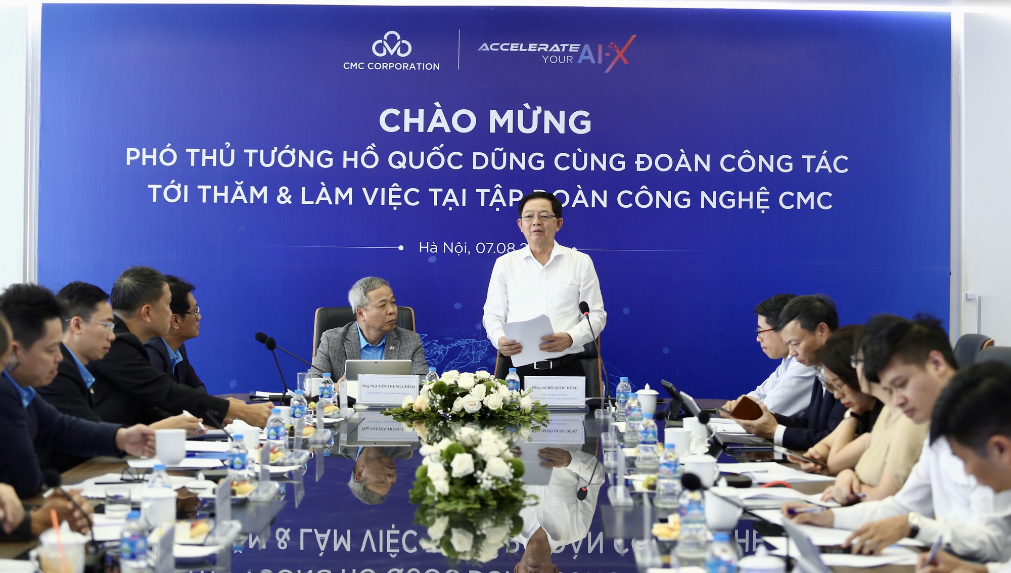 Muốn l&agrave;m chủ c&ocirc;ng nghệ chiến lược, phải biến ch&iacute;nh s&aacute;ch th&agrave;nh sản phẩm- Ảnh 3.