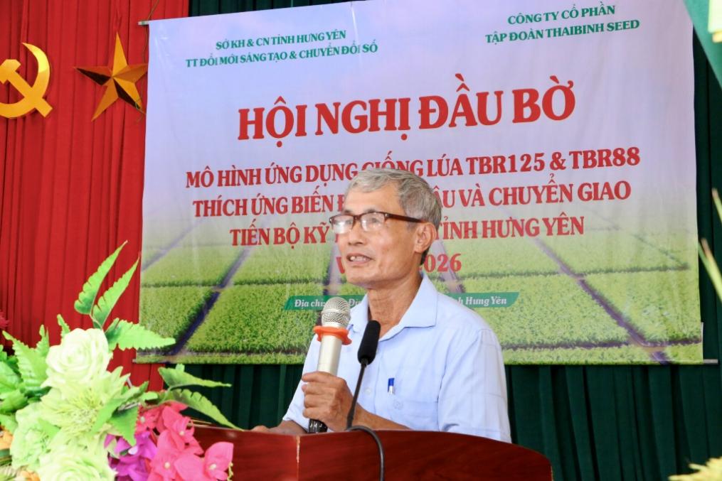 Hội nghị đầu bờ m&ocirc; h&igrave;nh l&uacute;a TBR125, TBR88 th&iacute;ch ứng biến đổi kh&iacute; hậu tại x&atilde; Ti&ecirc;n Tiến- Ảnh 3.