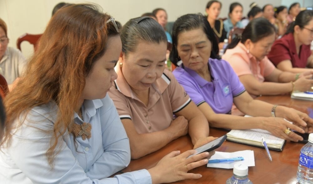 Đồng Th&aacute;p đẩy mạnh ph&aacute;t triển c&ocirc;ng d&acirc;n số- Ảnh 1.