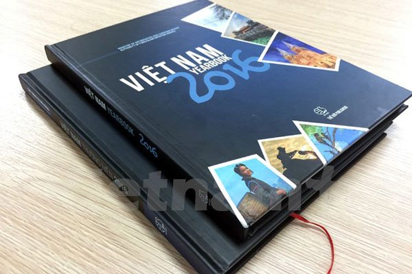 New bilingual book to introduce Vietnam to the world, entertainment events, entertainment news, entertainment activities, what’s on, Vietnam culture, Vietnam tradition, vn news, Vietnam beauty, news Vietnam, Vietnam news, Vietnam net news, vietnamnet news