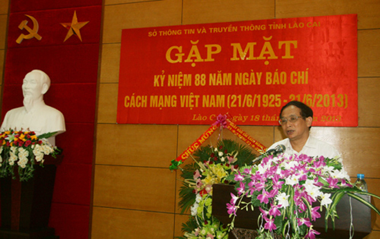Đồng chí Cao Đức Hải, Trưởng Ban tuyên giáo Tỉnh ủy phát biểu tại buổi gặp mặt