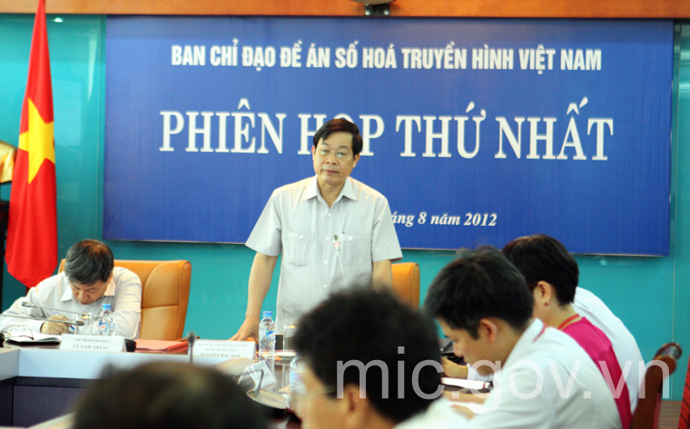 Bộ trưởng Nguyễn Bắc Son - Trưởng Ban chỉ đạo phát biểu tại phiên họp