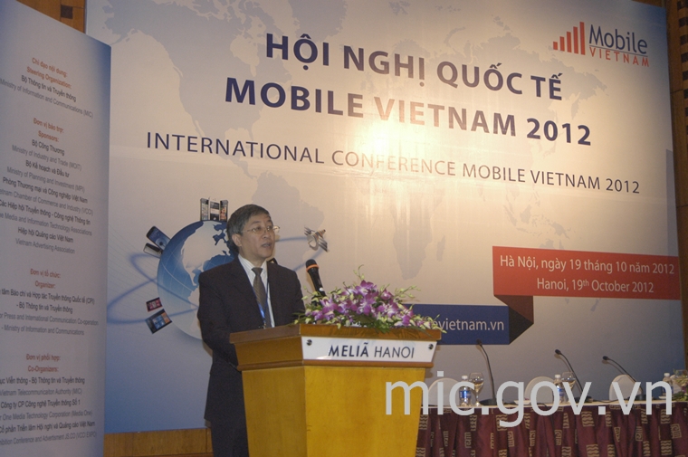 Thứ trưởng Lê Nam Thắng phát biểu khai mạc Hội nghị.