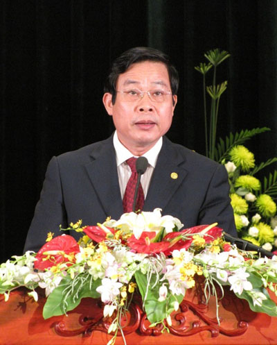 Bộ trưởng Bộ TT&TT Nguyễn Bắc Son phát biểu tại buổi lễ phát hành bộ tem 