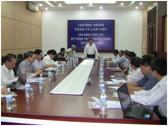 Toàn cảnh buổi làm việc của Đoàn công tác Bộ Thông tin và Truyền thông tại Viễn thông Đắk Lắk