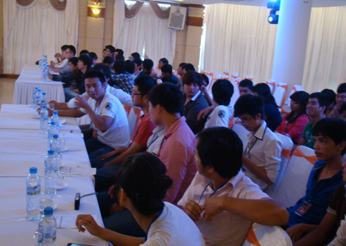 Các game thủ tham gia Lễ bầu cử & ra mắt Liên Minh clan Đà Nẵng ngày 3/7/2012
