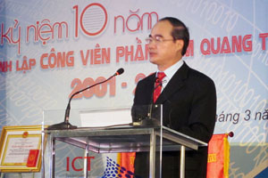 Ph&oacute; Thủ tướng Ch&iacute;nh phủ Nguyễn Thiện Nh&acirc;n ph&aacute;t biểu tại buổi Lễ.