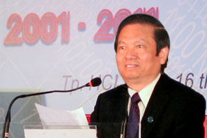 Bộ trưởng Bộ TT&TT L&ecirc; Do&atilde;n Hợp ph&aacute;t biểu tại buổi Lễ.