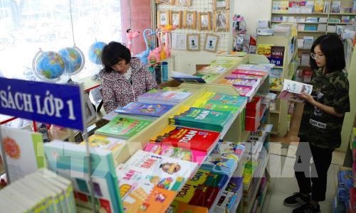 Four publishers licensed to compile textbooks, Vietnam education, Vietnam higher education, Vietnam vocational training, Vietnam students, Vietnam children, Vietnam education reform, vietnamnet bridge, english news, Vietnam news, news Vietnam, vietnamnet
