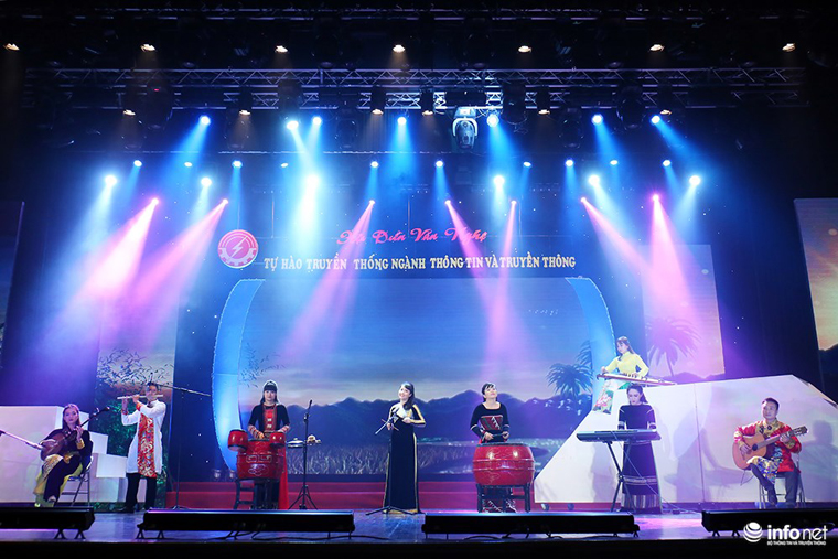 Giải nhất Hoà tấu thuộc về Tiết mục Hồn Việt của Công đoàn Tổng Công ty Viễn thông Mobifone. 