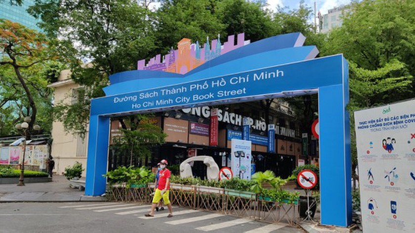 hcmc-book-street-to-reopen-after-lifting-of-covid-restrictions.jpg