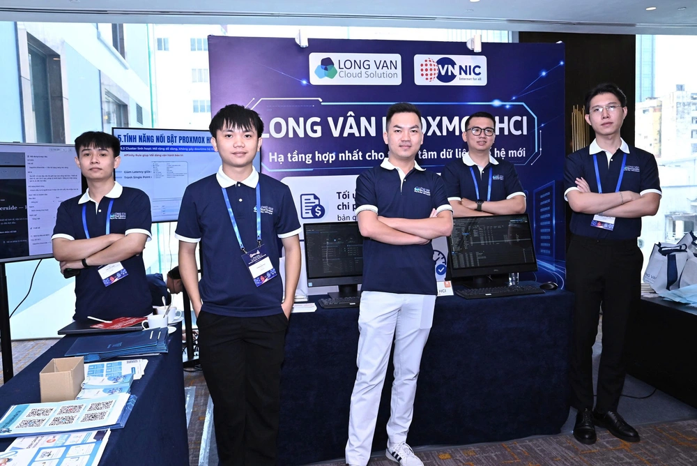 VNNIC Internet Conference 2026: Thúc đẩy chuyển đổi IPv6-Only, phát triển hạ tầng số quốc gia- Ảnh 4. VNNIC Internet Conference 2026: Thúc đẩy chuyển đổi IPv6-Only, phát triển hạ tầng số quốc gia- Ảnh 4.