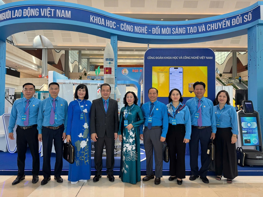 Thứ trưởng hạm Đức Long: R&uacute;t ngắn khoảng c&aacute;ch với người lao động bằng "một n&uacute;t chạm"- Ảnh 3.