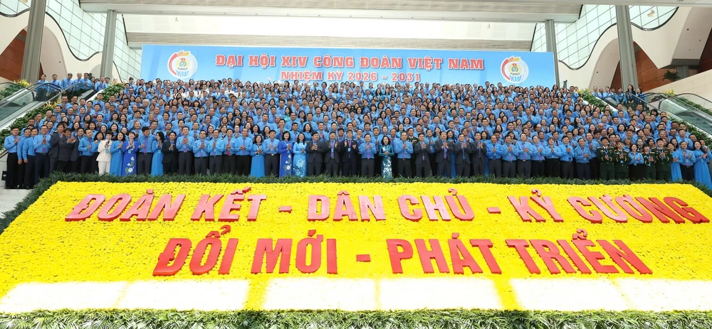 Thứ trưởng hạm Đức Long: R&uacute;t ngắn khoảng c&aacute;ch với người lao động bằng "một n&uacute;t chạm"- Ảnh 5.