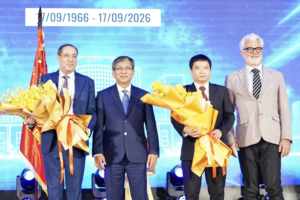 L&agrave;m chủ c&ocirc;ng nghệ l&otilde;i v&agrave; c&ocirc;ng nghệ chiến lược, chuyển nghi&ecirc;n cứu th&agrave;nh sản phẩm thực tiễn - Ảnh 5.