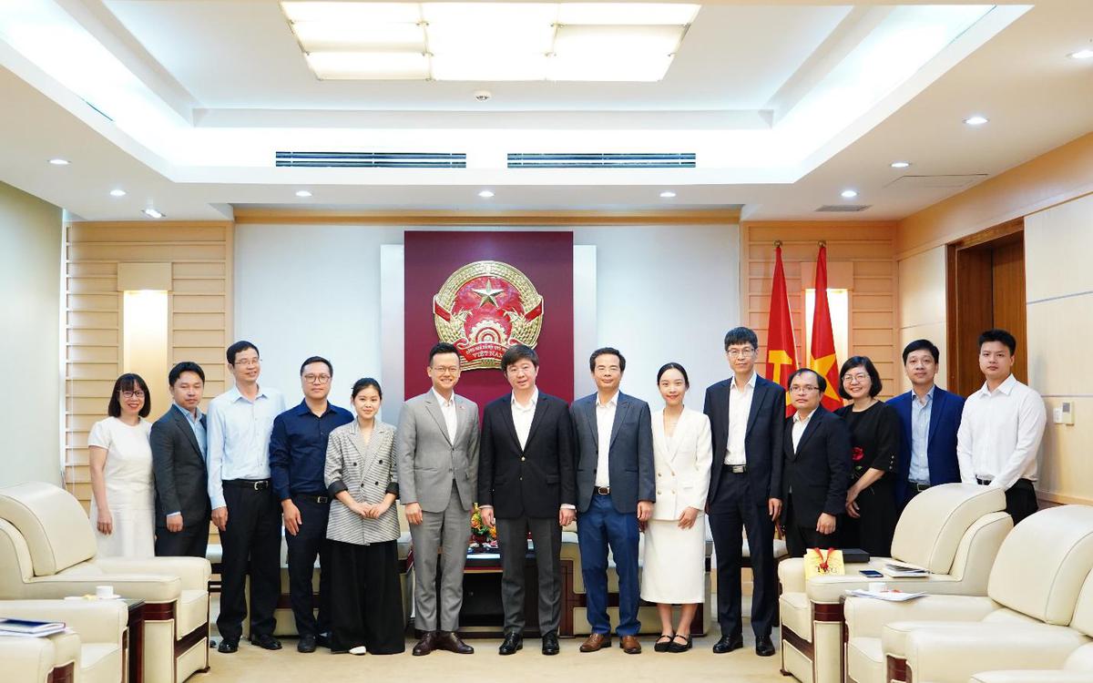 Việt Nam - Singapore thúc đẩy hợp tác AI, bán dẫn và đào tạo nhân lực công nghệ