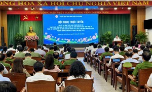 Chủ tịch UBND TP.HCM Phan Văn Mãi: Năm 2025, đưa toàn bộ hoạt động hành chính của TP.HCM lên nền tảng số