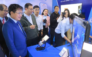 Ph&oacute; Thủ tướng Hồ Quốc Dũng: Chuyển từ "c&oacute; hoạt động" sang "c&oacute; kết quả" đổi mới s&aacute;ng tạo- Ảnh 6.