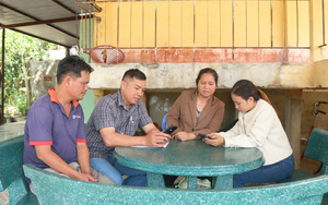 Quảng Ng&atilde;i đưa c&ocirc;ng nghệ số đến gần người d&acirc;n từ những m&ocirc; h&igrave;nh thiết thực- Ảnh 5.