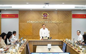Đảng ủy Bộ KH&CN: Qu&aacute;n triệt nghị quyết gắn với nhiệm vụ cụ thể, đề cao tr&aacute;ch nhiệm người đứng đầu - Ảnh 11.