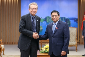 Intel contributes to foundations of Viet Nam's semiconductor industry - Ảnh 4.