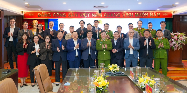 Thúc đẩy giải pháp số, tích hợp thanh toán qua ứng dụng VNeID - Ảnh 1.