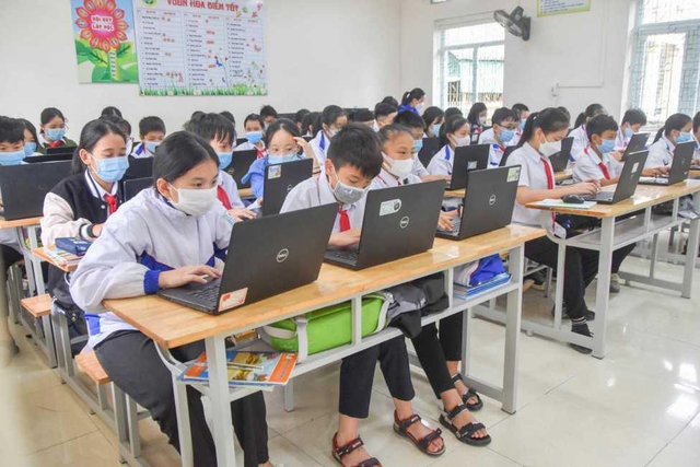 Quảng Ninh: Đẩy mạnh ứng dụng CNTT, chuyển đổi số trong giáo dục - Ảnh 1.