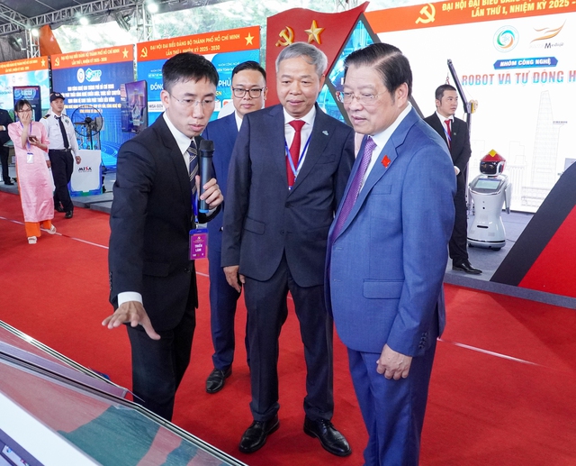 CMC đồng hành cùng TP. Hồ Chí Minh kiến tạo Trung tâm KH&CN, Đổi mới sáng tạo hàng đầu khu vực - Ảnh 2.