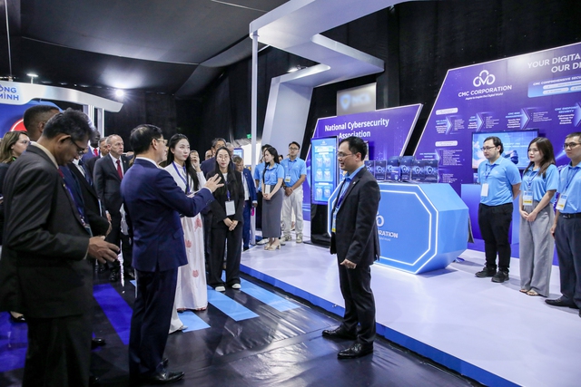  Lễ ký Công ước Quốc tế: CMC giới thiệu "Lá chắn số" mới cho doanh nghiệp Việt - Ảnh 2.