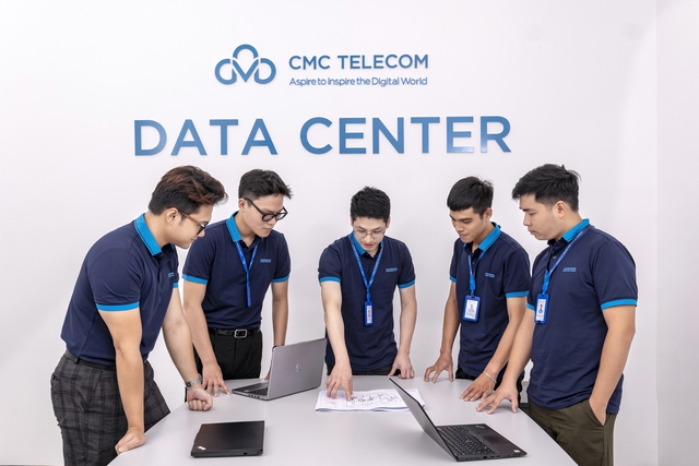 8 giải thưởng quốc tế và bước chuyển chiến lược của CMC Telecom trong kỷ nguyên an ninh mạng AI
- Ảnh 2. 8 giải thưởng quốc tế và bước chuyển chiến lược của CMC Telecom trong kỷ nguyên an ninh mạng AI
- Ảnh 2.