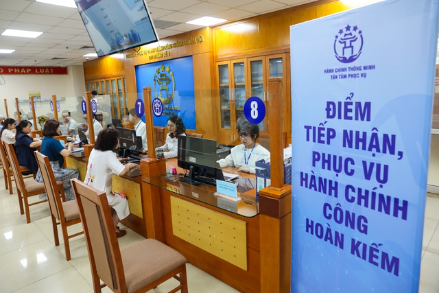 MobiFone triển khai hệ thống giải quyết thủ tục hành chính theo mô hình chính quyền 2 cấp - Ảnh 1.