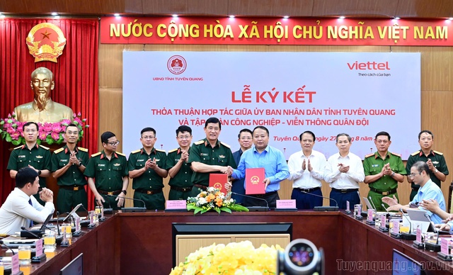 UBND tỉnh Tuyên Quang và Tập đoàn Viettel ký thỏa thuận hợp tác về chuyển đổi số - Ảnh 3.