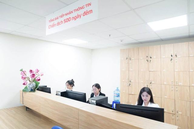 11.000 cuộc gọi, một cánh cổng và hàng vạn ký ức chờ được trở về- Ảnh 2. 11.000 cuộc gọi, một cánh cổng và hàng vạn ký ức chờ được trở về- Ảnh 2.