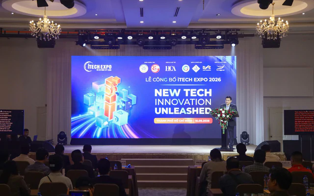 Toàn cảnh buổi họp báo.