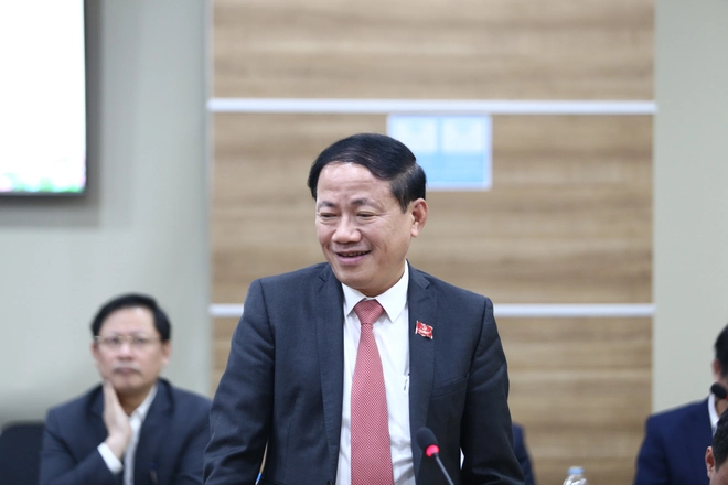 Bộ trưởng Nguyễn Mạnh Hùng chúc mừng các đồng chí Ủy viên Trung ương Đảng trưởng thành từ ngành Khoa học và Công nghệ - Ảnh 3.