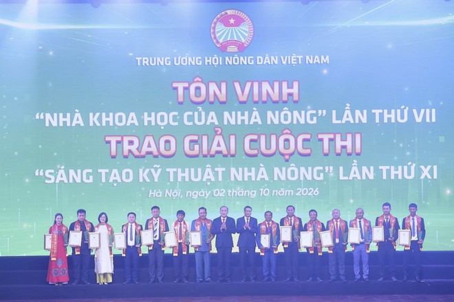 Tôn vinh các nhà khoa học, nông dân tiên phong ứng dụng khoa học, công nghệ - Ảnh 2.