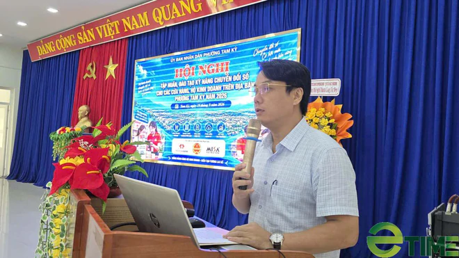 Đ&agrave; Nẵng &ldquo;đi từng ng&otilde;, g&otilde; từng nh&agrave;&rdquo; đưa hộ kinh doanh chuyển đổi số- Ảnh 3.