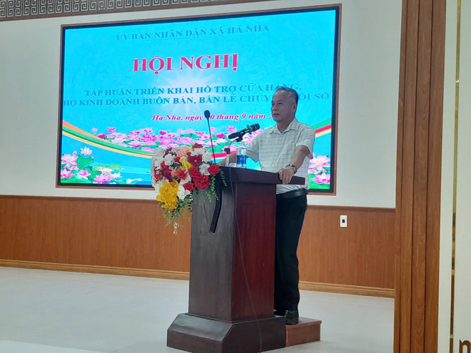 Đ&agrave; Nẵng &ldquo;đi từng ng&otilde;, g&otilde; từng nh&agrave;&rdquo; đưa hộ kinh doanh chuyển đổi số- Ảnh 18.