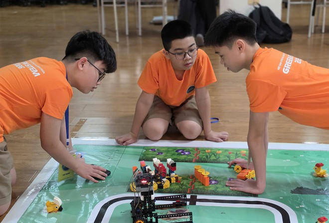 Từ STEM đến AI: Chuẩn bị nguồn nh&acirc;n lực số ngay từ trường phổ th&ocirc;ng- Ảnh 3.