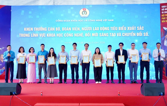 C&ocirc;ng đo&agrave;n ng&agrave;nh KH&CN phải trở th&agrave;nh &ldquo;bệ ph&oacute;ng&rdquo; để người lao động l&agrave;m chủ c&ocirc;ng nghệ - Ảnh 5.