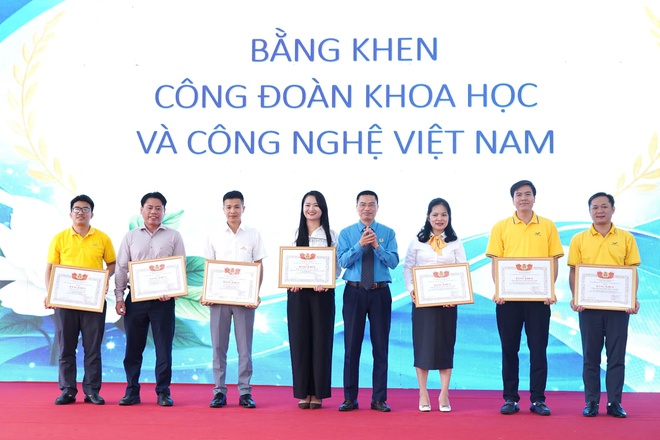 C&ocirc;ng đo&agrave;n ng&agrave;nh KH&CN phải trở th&agrave;nh &ldquo;bệ ph&oacute;ng&rdquo; để người lao động l&agrave;m chủ c&ocirc;ng nghệ - Ảnh 3.