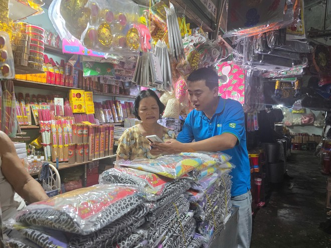 Đà Nẵng đưa công nghệ xuống chợ, hỗ trợ hộ kinh doanh chuyển đổi số- Ảnh 10.