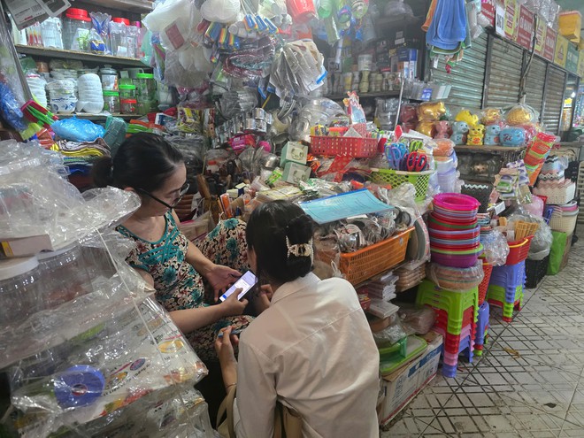 Đà Nẵng đưa công nghệ xuống chợ, hỗ trợ hộ kinh doanh chuyển đổi số- Ảnh 11.