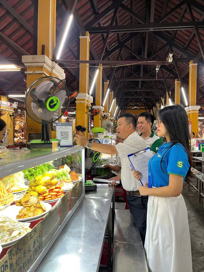 Đà Nẵng đưa công nghệ xuống chợ, hỗ trợ hộ kinh doanh chuyển đổi số- Ảnh 12.