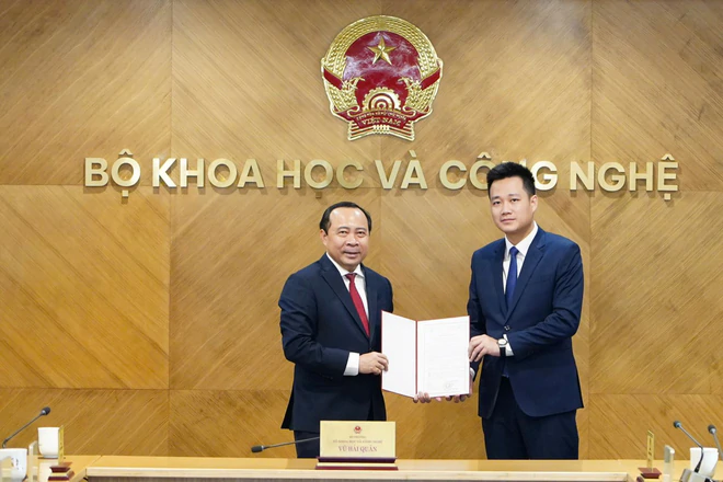 Bộ trưởng Vũ Hải Quân: Các cán bộ được bổ nhiệm cần tận tâm với tổ chức, giữ gìn sự đoàn kết, xây dựng các mối quan hệ phục vụ công việc - Ảnh 3.
