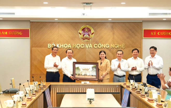 Đồng Nai: Tập trung nguồn lực đầu tư, tạo ra sản phẩm và kết quả cụ thể, gắn trực tiếp với yêu cầu phát triển kinh tế - xã hội của thành phố - Ảnh 5.