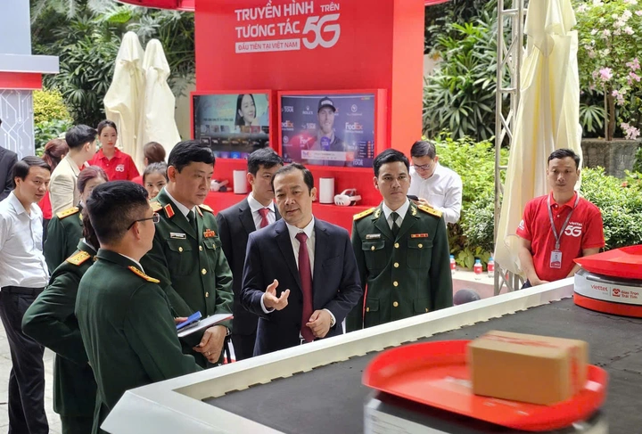 Viettel khai trương mạng 5G đầu tiên tại Việt Nam - Ảnh 2.