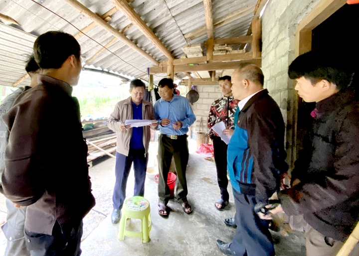 Công khai, minh bạch rà soát hộ nghèo - Ảnh 1.