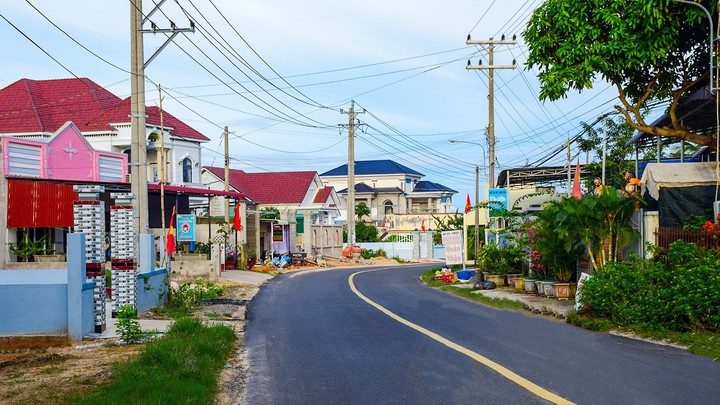 &ldquo;Tr&aacute;i ngọt&rdquo; tr&ecirc;n h&agrave;nh tr&igrave;nh giảm ngh&egrave;o bền vững - Ảnh 1.